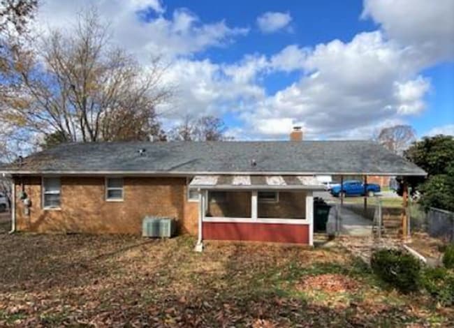 Photo - Lovely 3 bedroom ranch style home