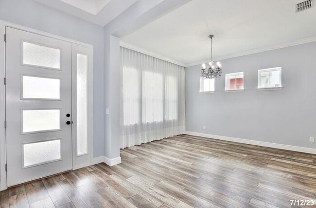 Photo - Gorgeous 3/2 Spacious Home with a Fenced Backyard and a Detached 2 Car Garage in the Desirable La...