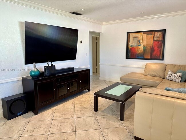 Photo - 2931 SW 25th St Unit 2931