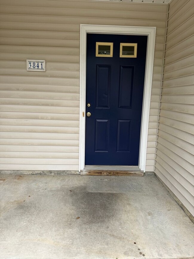 Building Photo - 2br/2ba Paddock Place Apartment