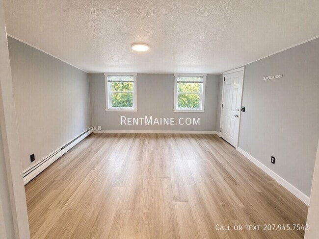 Photo - 190 3rd St Unidad 2B