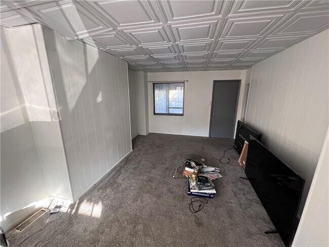 Photo - 73 S 16th St