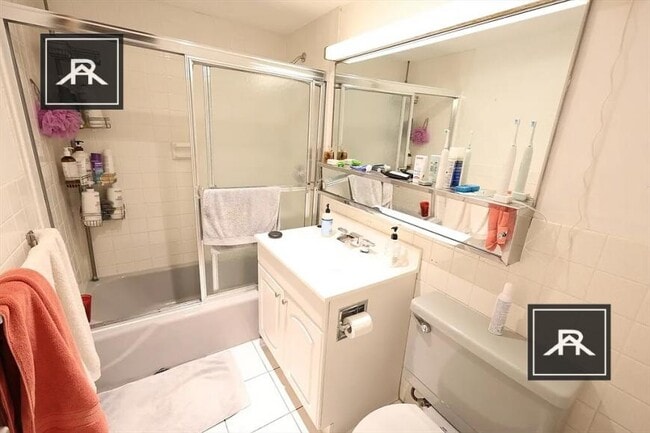 Photo - 1 bedroom in Brookline MA 02446 Unidad 506