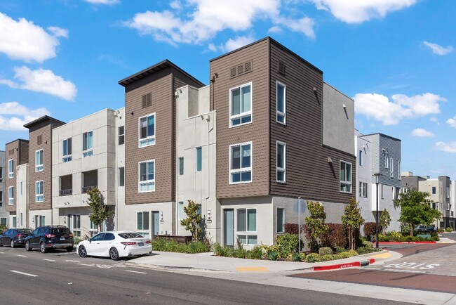 Modern Style and Sophistication, 2 En-Suit... - Modern Style and Sophistication, 2 En-Suit... Townhome