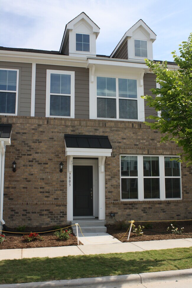 Photo - 7803 Flatrock Park Dr