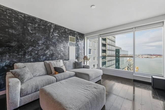 Photo - 150 Seaport Blvd Unit 17C