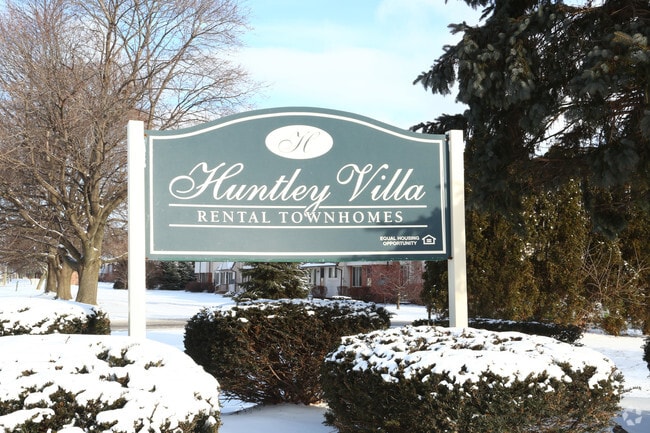 Huntley Townhome Villas