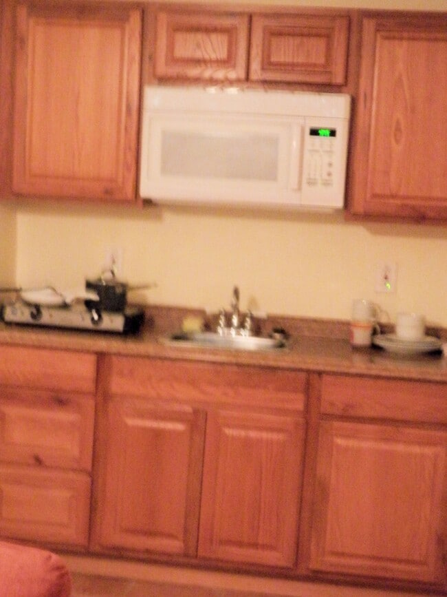 Building Photo - 1737 W Keim Dr