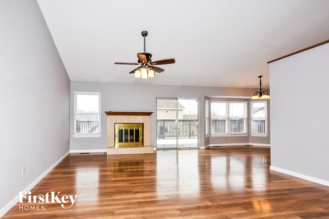 Photo - 6 Larchmont Ct