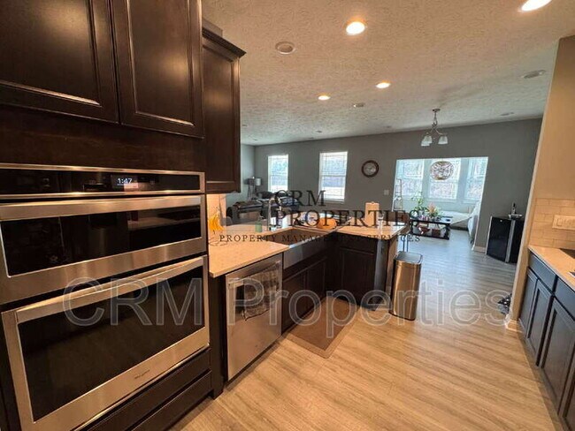 Photo - 6336 Filly Cir