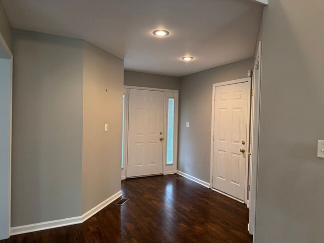 Photo - Sango! Partial Brick home with 3 bedrooms,...