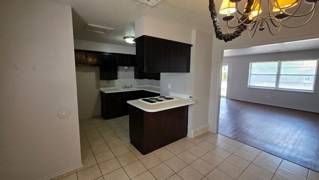 Photo - Edmond Rental