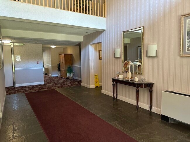 Photo - 2 Summit Dr Unit 21