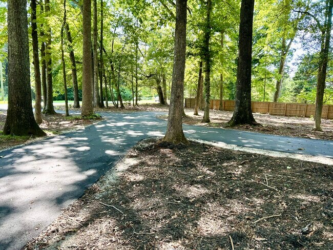 Photo - 5950 Lake Wylie Rd