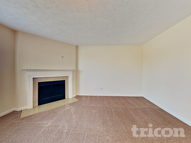 Photo - 1009 Harmony Ln