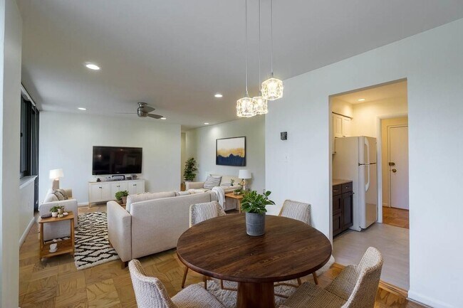 Photo - 4201 Lee Hwy Unit 104