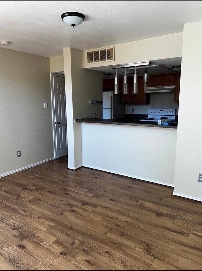 Photo - 4619 Country Creek Dr Unit 1036
