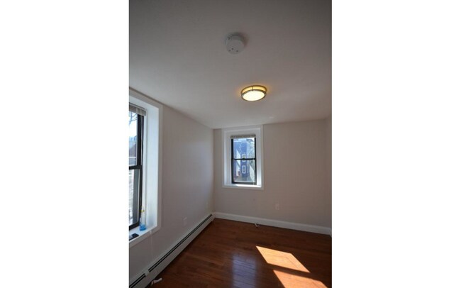 Photo - 349 Sumner St Unit 2