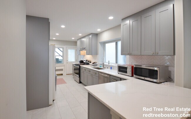 Building Photo - 142 Salisbury Rd Unit 1 Rental