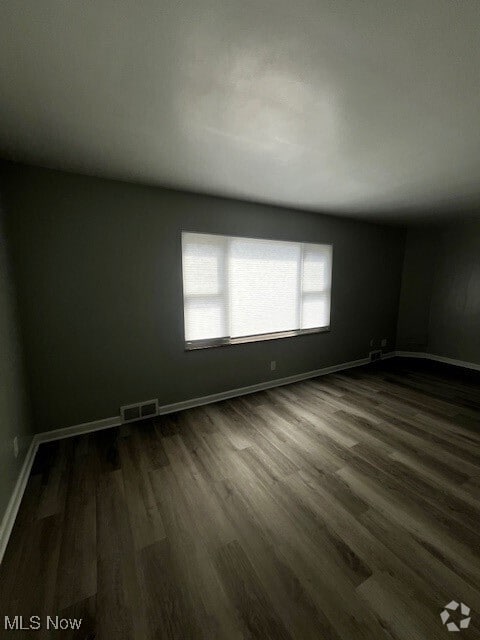 Building Photo - 5120 Glenwood Ave Unit D Rental