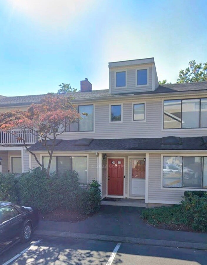 Photo - 465 Whalley Ave