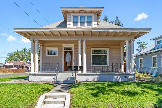 Building Photo - 1432 W Knox Ave Unit 2 Rental