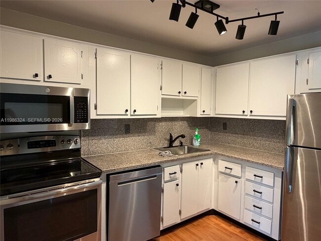 Photo - 2640 NE 135th St Unit 317