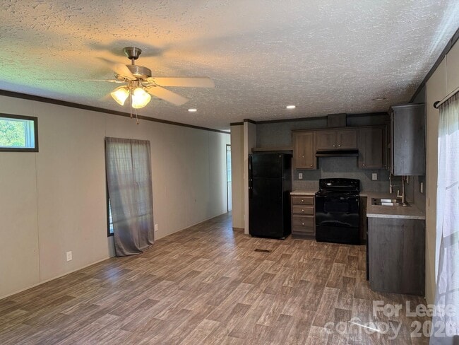 Photo - 115 Kimberly Cir