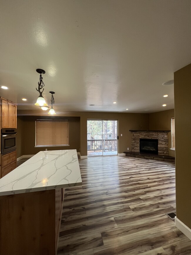 Photo - 3721 Pioneer Trail