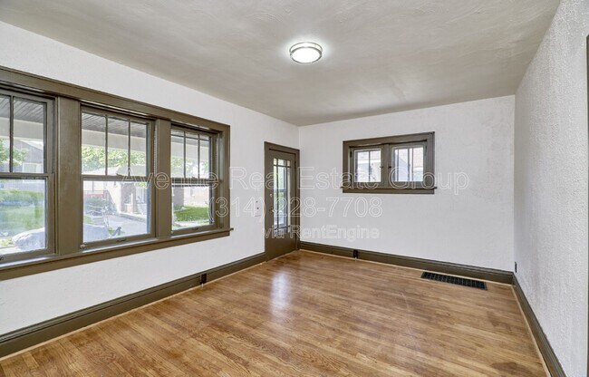 Photo - 5021 Ray Ave Unidad 1f