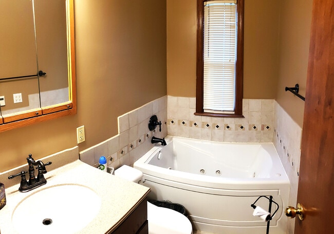 Photo - 3123 Garfield Ave