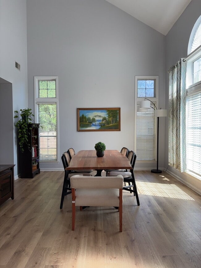 Photo - 1009 Ariel Ct