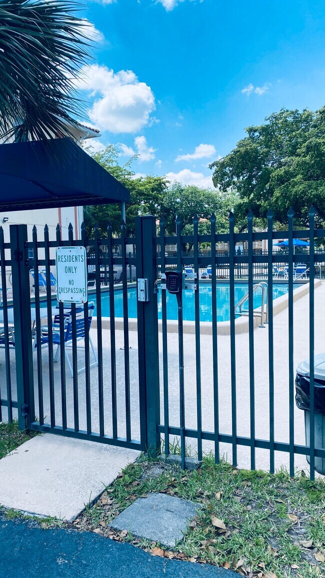 Photo - 3276 NW 102nd Ter Unit 201-E