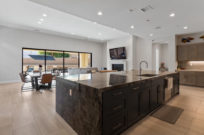 Photo - 57935 Stone Creek Trail W