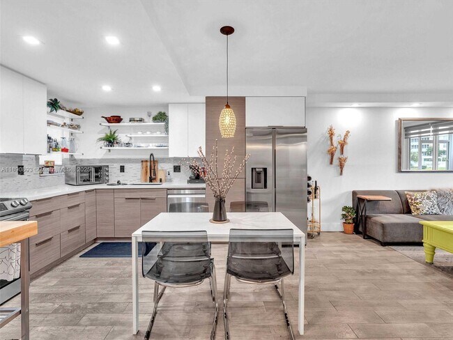 Photo - 1700 NE 191st St Unit 102