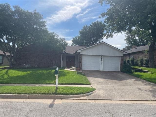 Building Photo - 3716 Murphy Dr