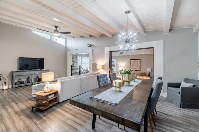 Photo - 6506 Walnut Hill Ln