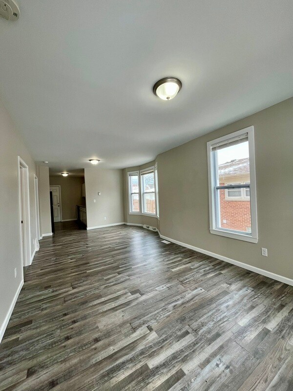 Photo - 13128 Balsam St