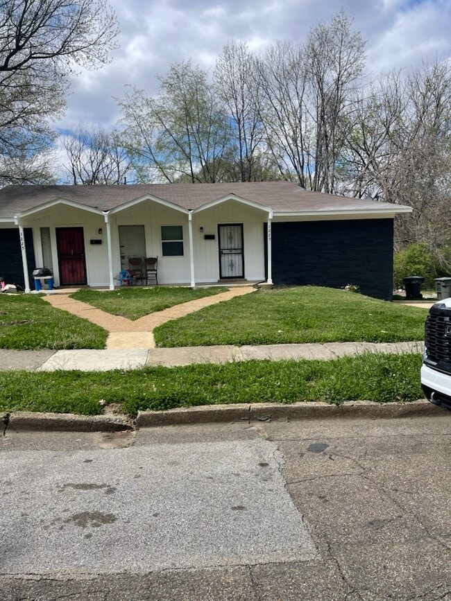 Photo - 1223 Aubra Rd