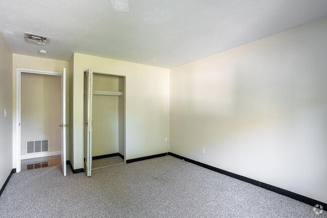 2BR, 1BA