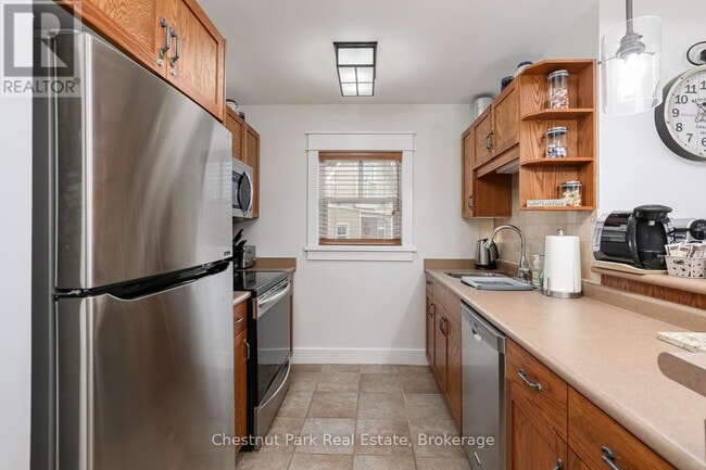Photo - 125 Fairway Ct