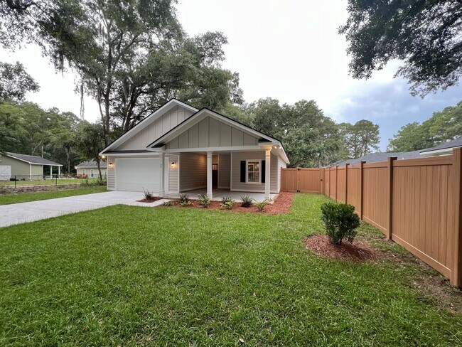 Photo - 3 Bed 2 Bath Home with Porches and Huge Ba...