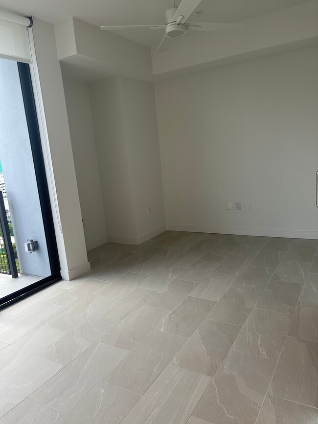 Photo - 131 NE 22nd St Unit A