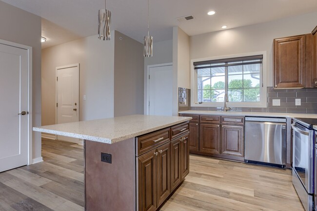 Photo - Must See Condo!! Unidad 107