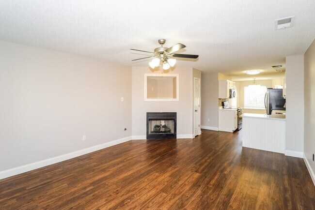 Photo - 145 Penny Ln