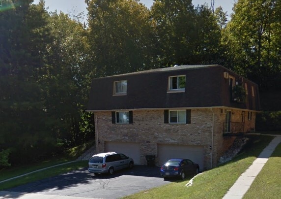 Building Photo - 516 Marshal Ct Unit A