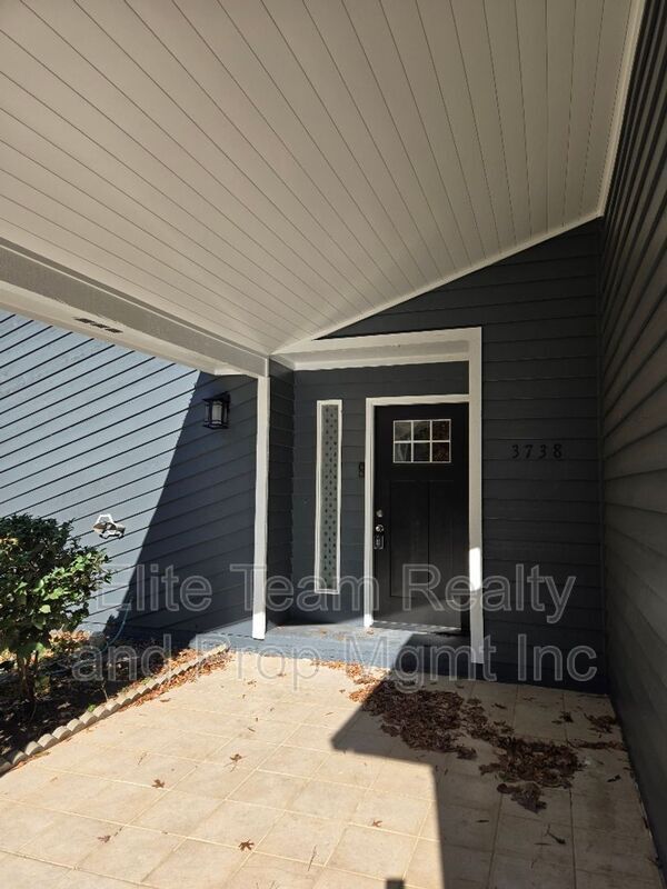 Photo - 3738 Sweetgrass Ln