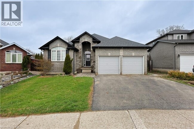 Photo - 49 Woodhatch Crescent