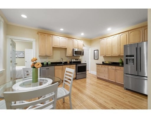 Photo - 129 Chiswick Rd Unidad 6