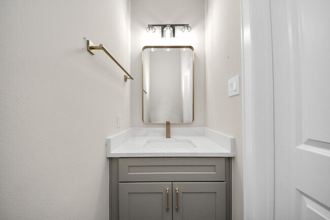 Photo - 3110 Dawson Ln Unit A